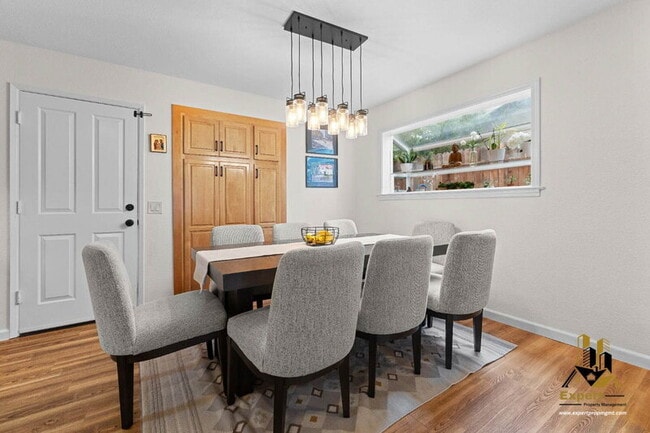 Building Photo - 1814 Vista Creek Dr