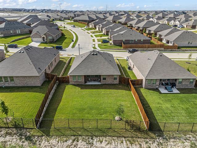 Building Photo - 3200 Willow Ter Ln