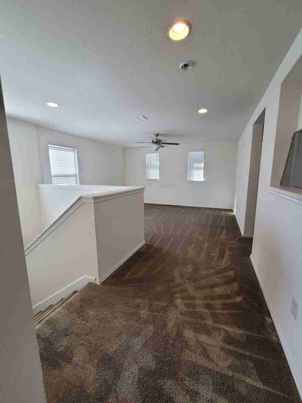 Building Photo - 9134 Wind Crown
