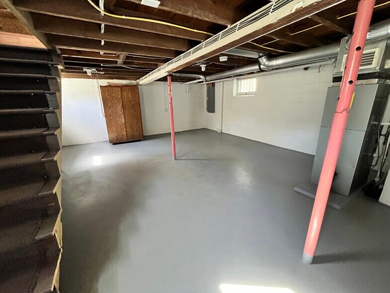 Building Photo - 2150 Frederick St