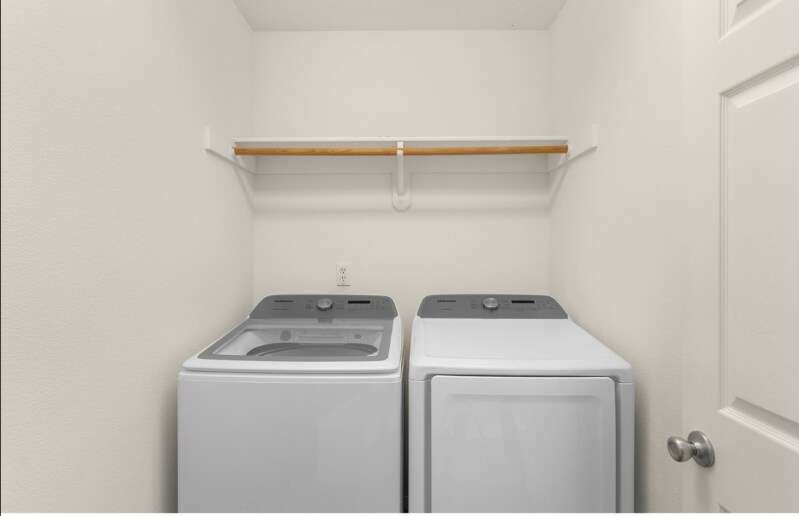 Building Photo - 1328 NE Parkside Dr