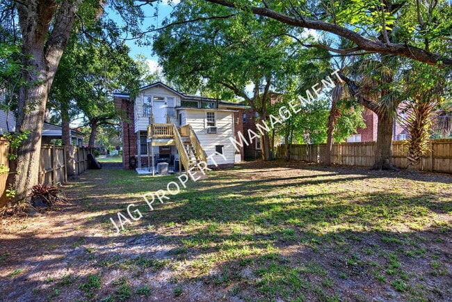 Building Photo - 2512 Park St