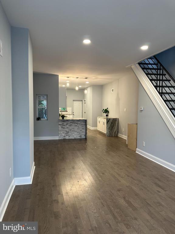 Building Photo - 1709 S 58th St