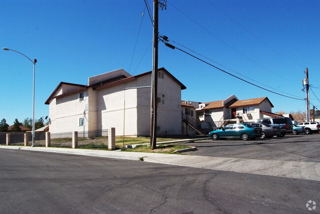 Building Photo - Cora Apartments