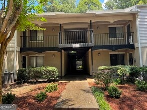Building Photo - 5005 Wingate Way