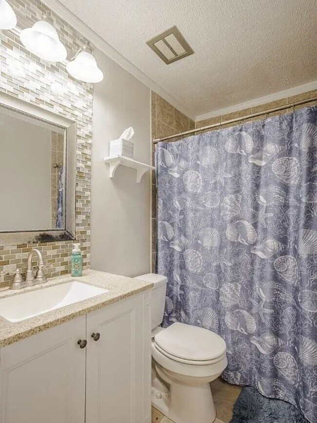 Building Photo - 3 Bedroom 2 Bath Home in Tamarack Hills of Springboro