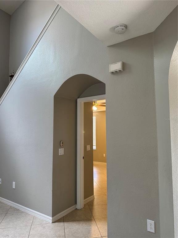 Building Photo - 18006 Birdwater Dr