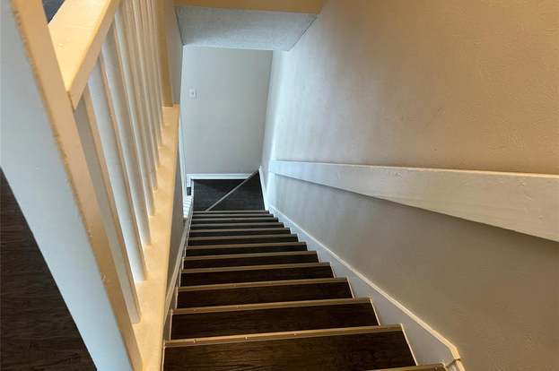 Building Photo - 8005 Rothington Rd