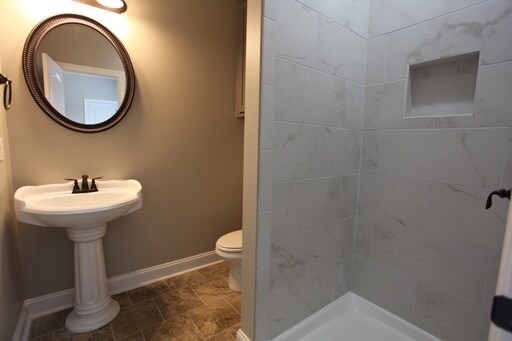 Building Photo - Downs Way Duplex Available for August!