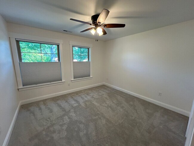 Building Photo - East AVL - 2022 Craftsman Custom Build