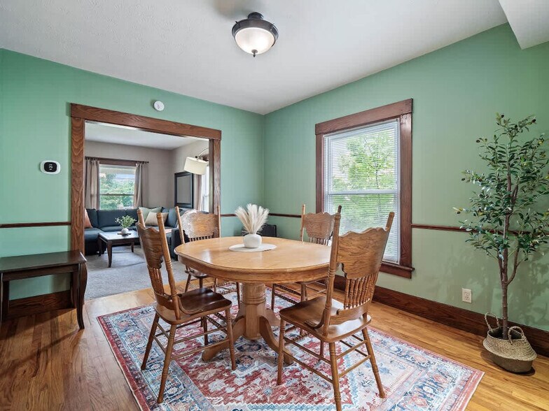 Building Photo - 679 Washington St