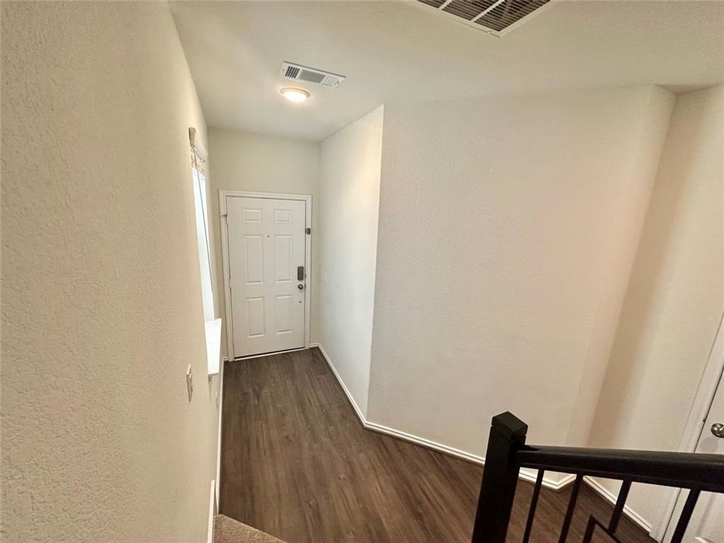 Building Photo - 10967 Cannes Memorial Dr
