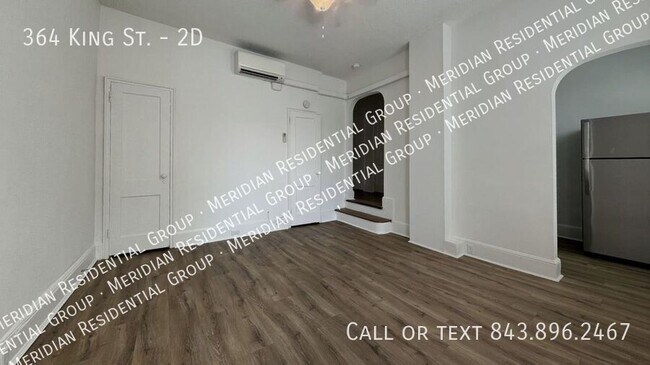 Building Photo - 364 King St