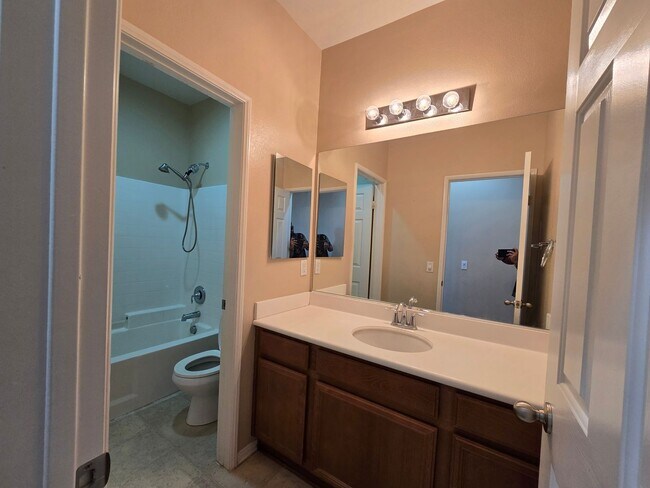 Building Photo - 1116 Witherill Pl