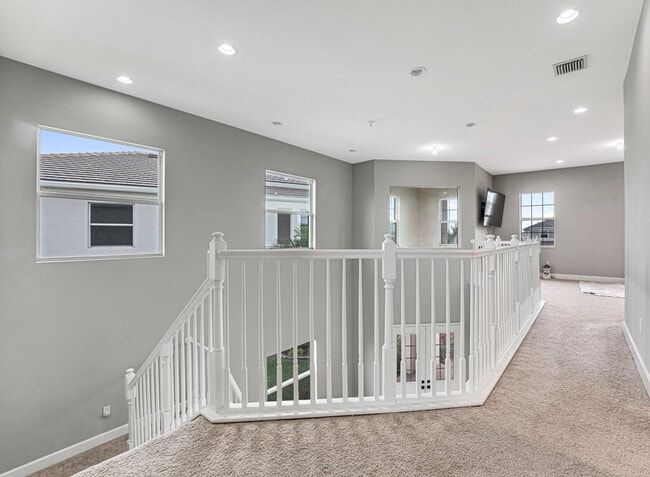 Building Photo - 5482 Macoon Wy