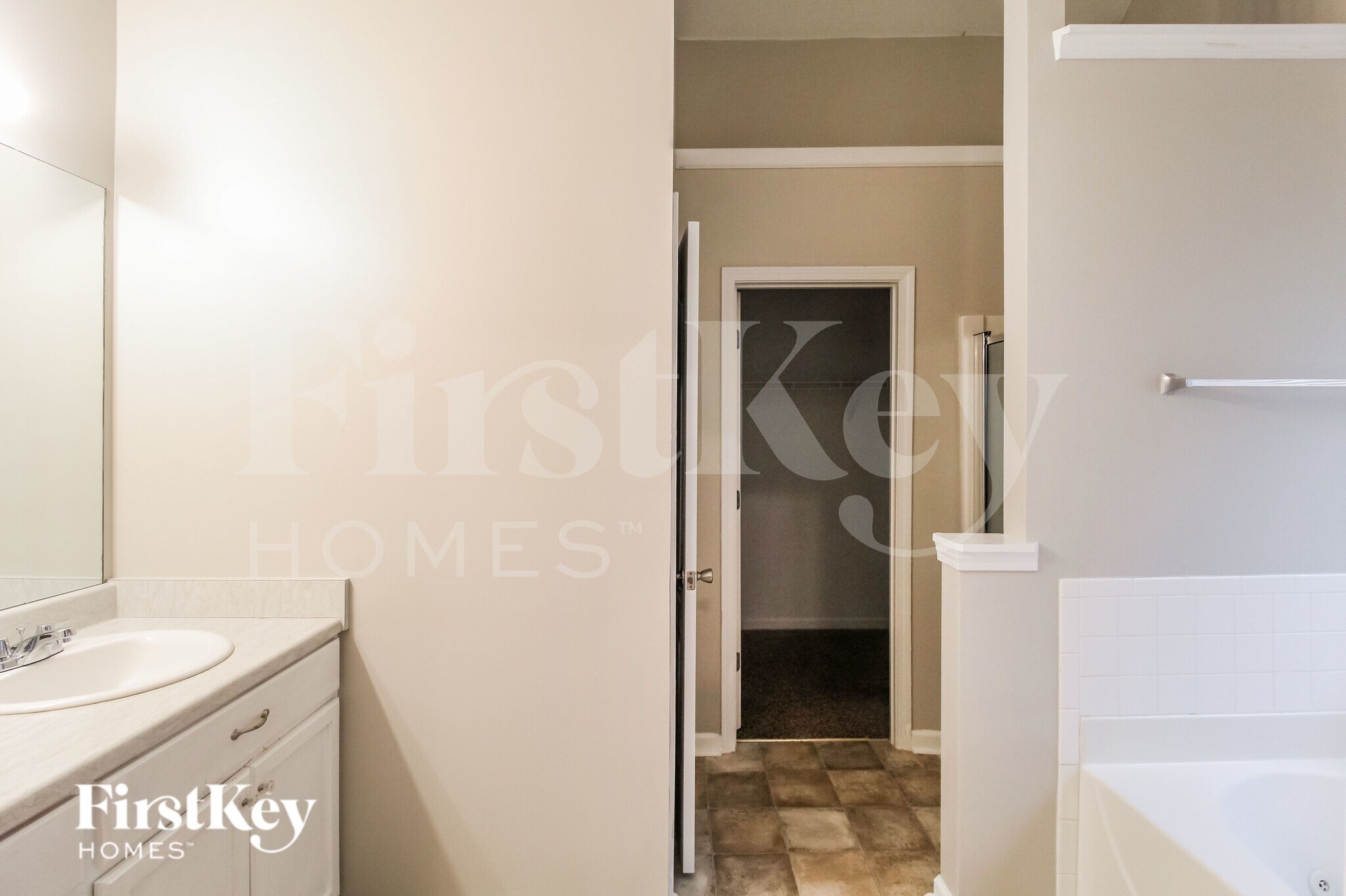 Building Photo - 232 Buckeye tr