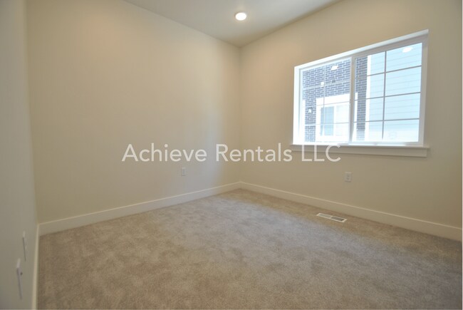 Building Photo - 1557 North 110