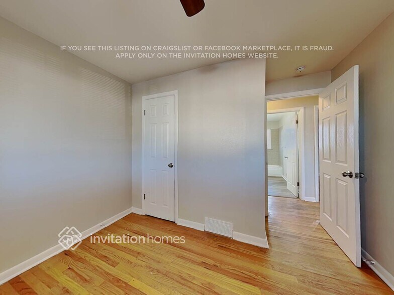 Building Photo - 2032 Ironton St