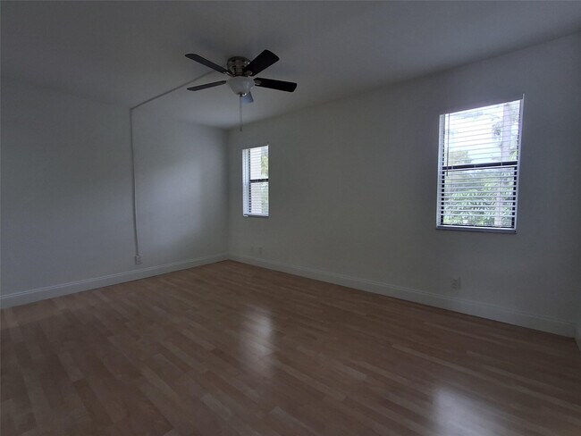 Building Photo - 8763 Shadow Wood Blvd