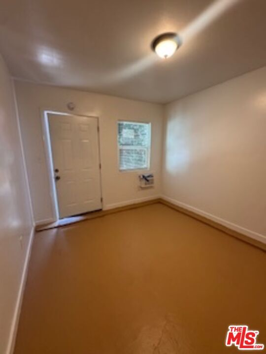 Building Photo - 1434 W 22nd St