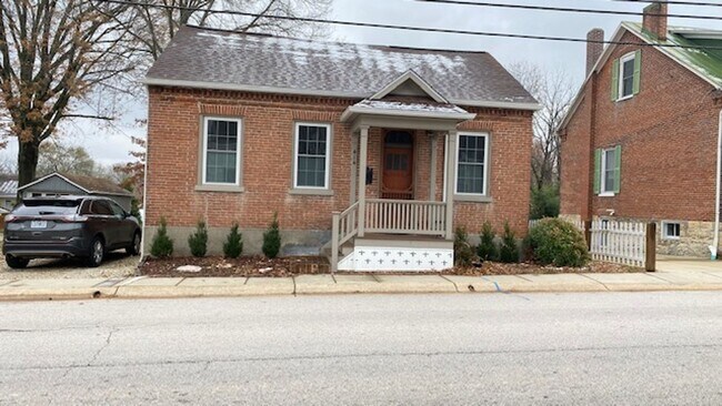 Building Photo - 414 Stafford St