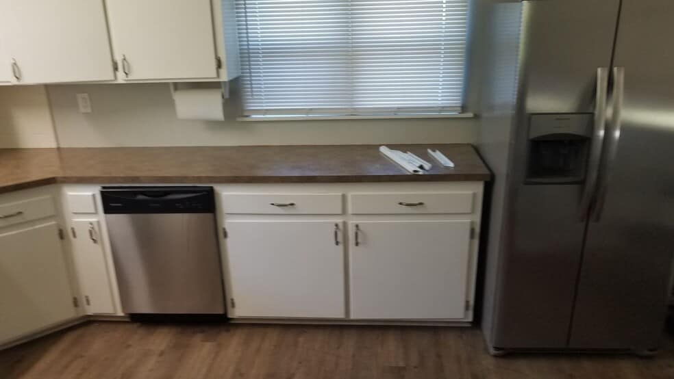 Building Photo - 3014 Magnolia Ave