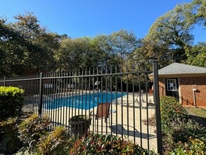Building Photo - Spacious Ground-Floor 2BR Apartment for Rent Near UGA — Winfield Chase, Athens