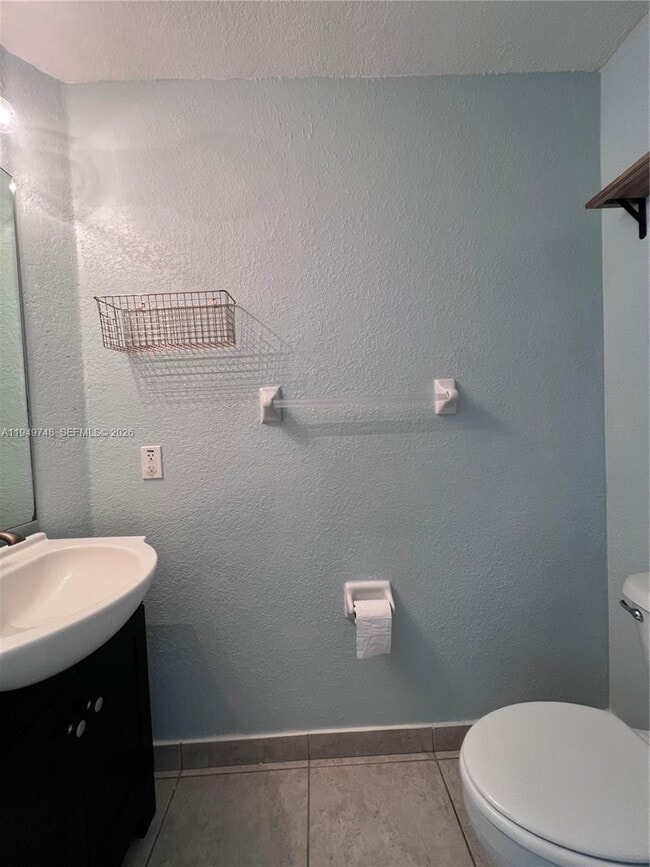 Building Photo - 10885 NW 89th Terrace