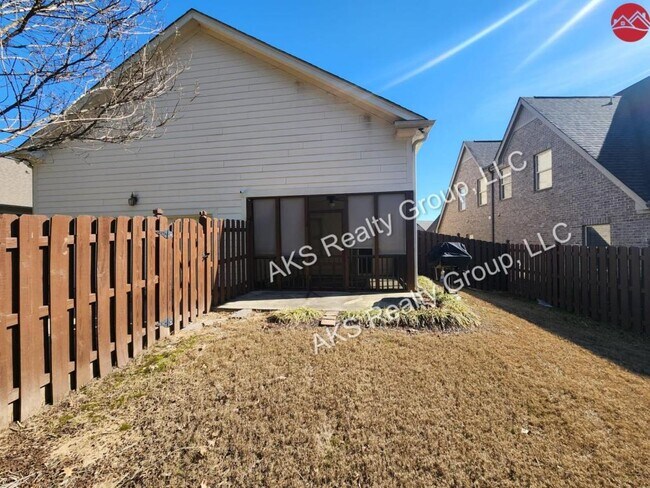 Building Photo - 4613 Riverview Dr