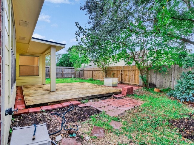 Building Photo - 16715 Lighthouse View Dr