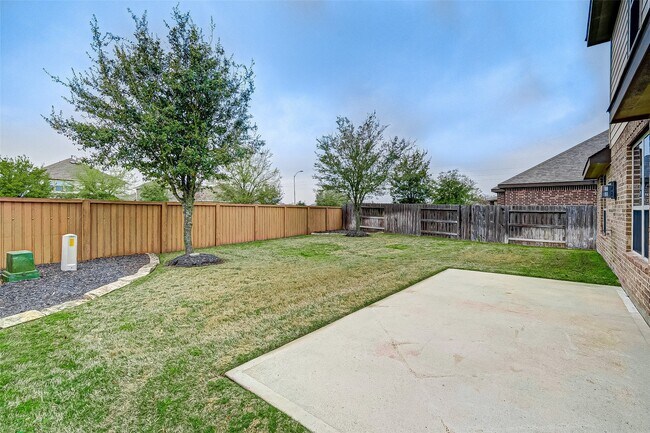 Building Photo - 4814 Sequoia Park Ln