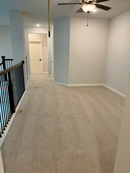 Building Photo - 1502 Roundup Way