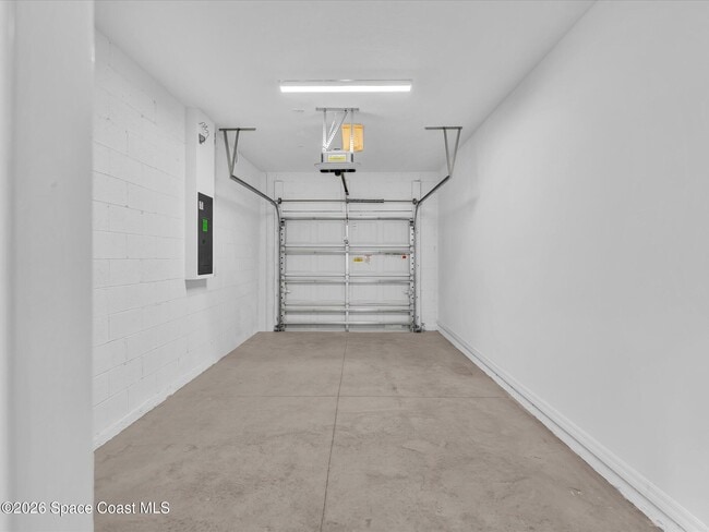 Building Photo - 4444 Jetty Ln