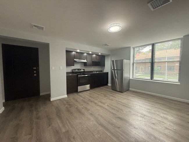 Floorplan - 249 S. Arlington Ave