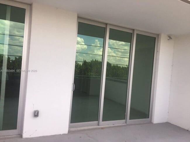 Building Photo - 7751 NW 107th Ave