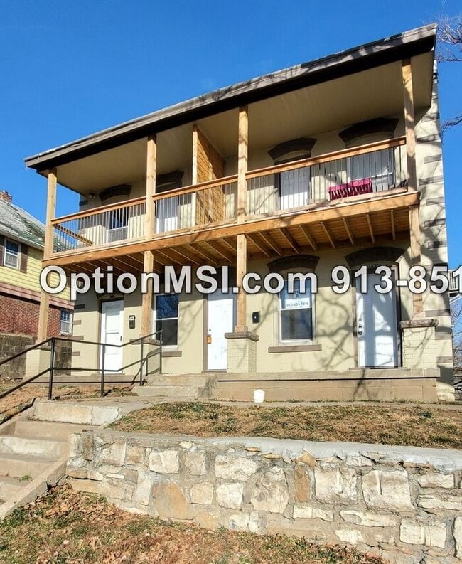 Building Photo - Available NOW