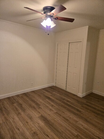 Building Photo - 1514 4th St