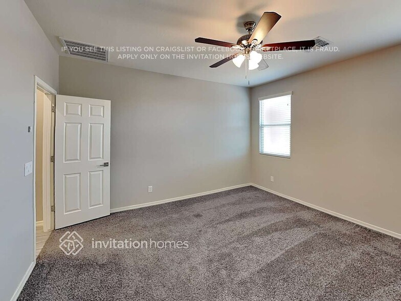 Building Photo - 5935 N 187th Ln