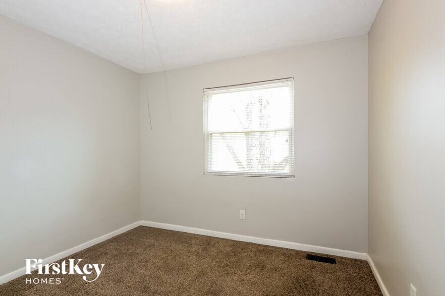 Building Photo - 5606 Winship Dr