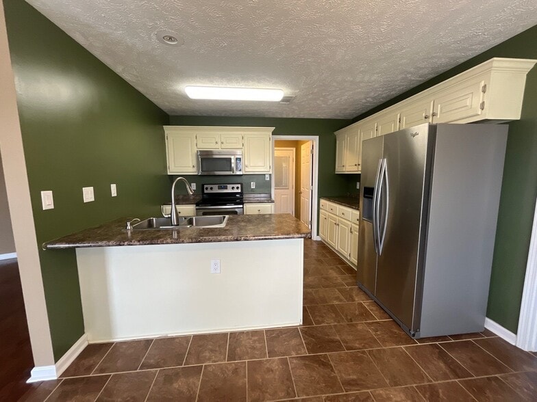 Building Photo - 612 Gettysburg Dr