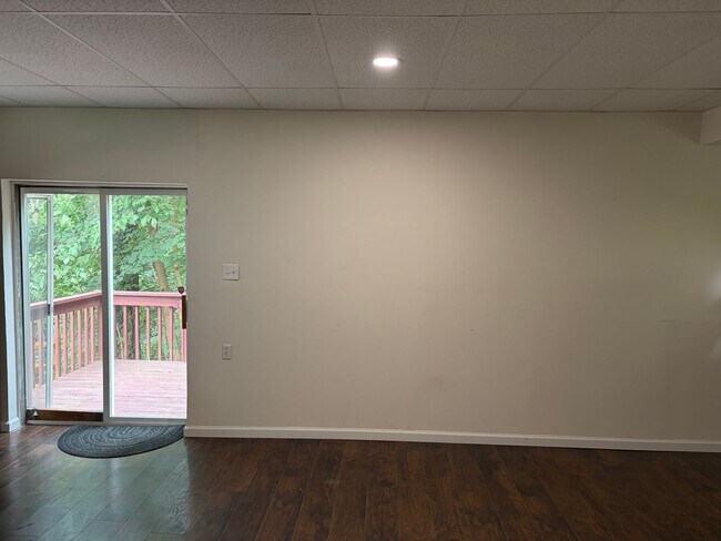 Building Photo - Single Family Home on Quite Cul-De Sac Now Available in Upland Square