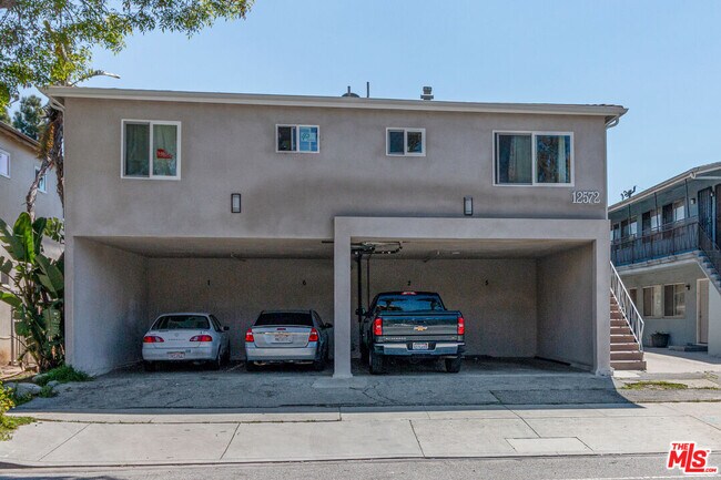 Building Photo - 12572 Washington Blvd