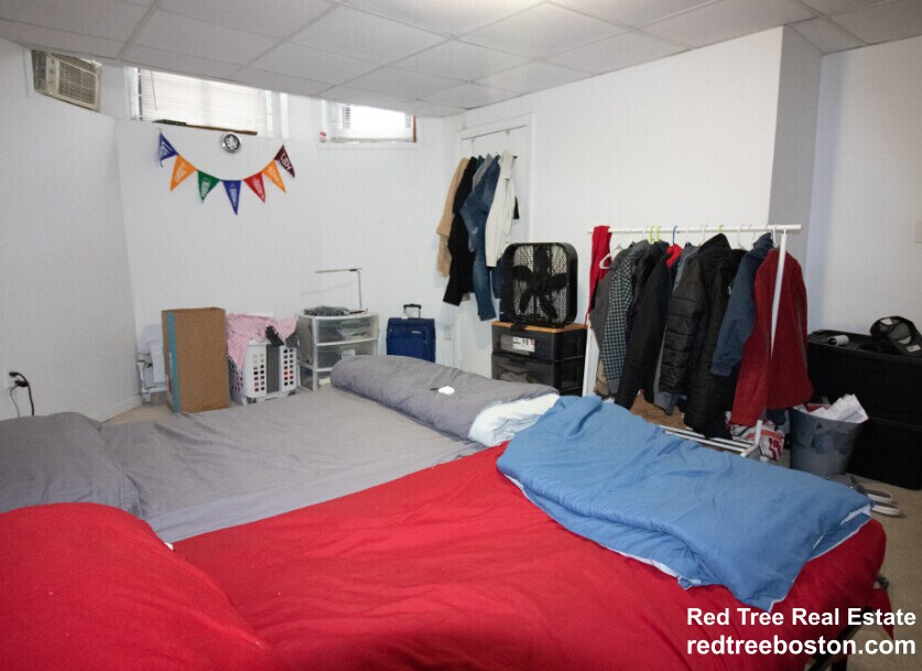 Building Photo - 238 Hemenway St