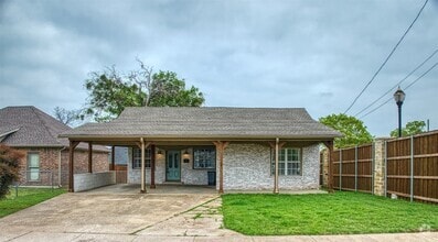 Building Photo - 315 E Avenue F
