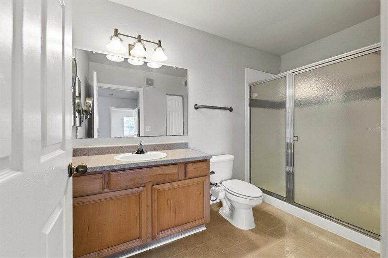 Building Photo - 1010 Villagio Cir