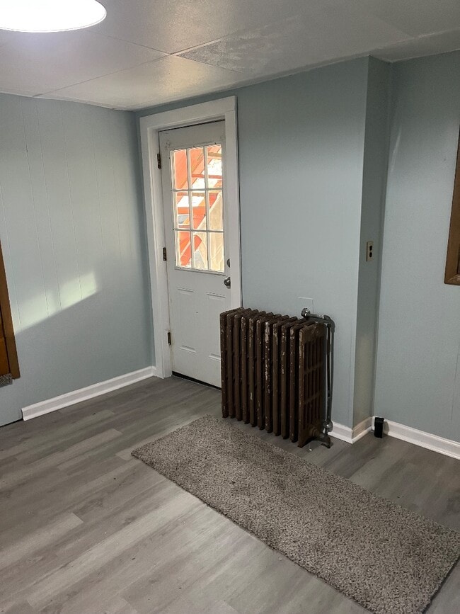 Building Photo - 424 Pine St