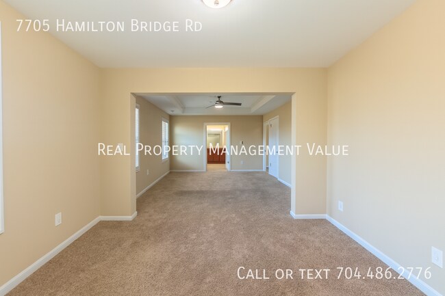 Building Photo - 7705 Hamilton Bridge Rd