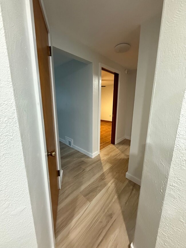 Building Photo - ***2 Bed / 1 Bath Home for Rent***