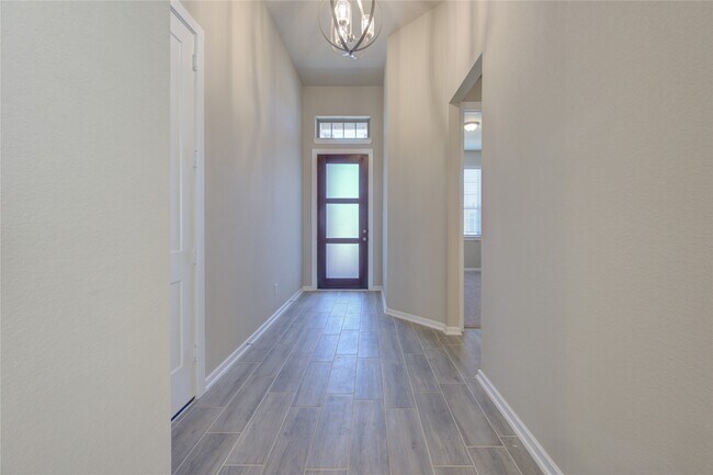 Building Photo - 4203 Maple Glen Dr