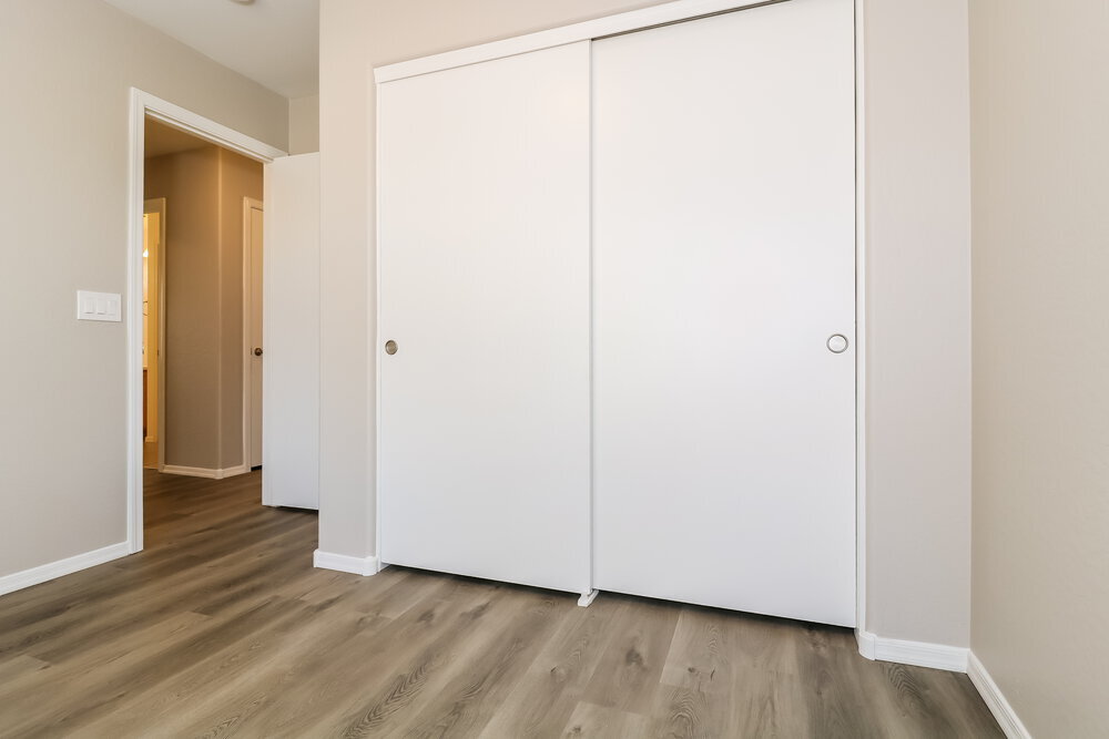 Building Photo - 15108 N El Frio Ct